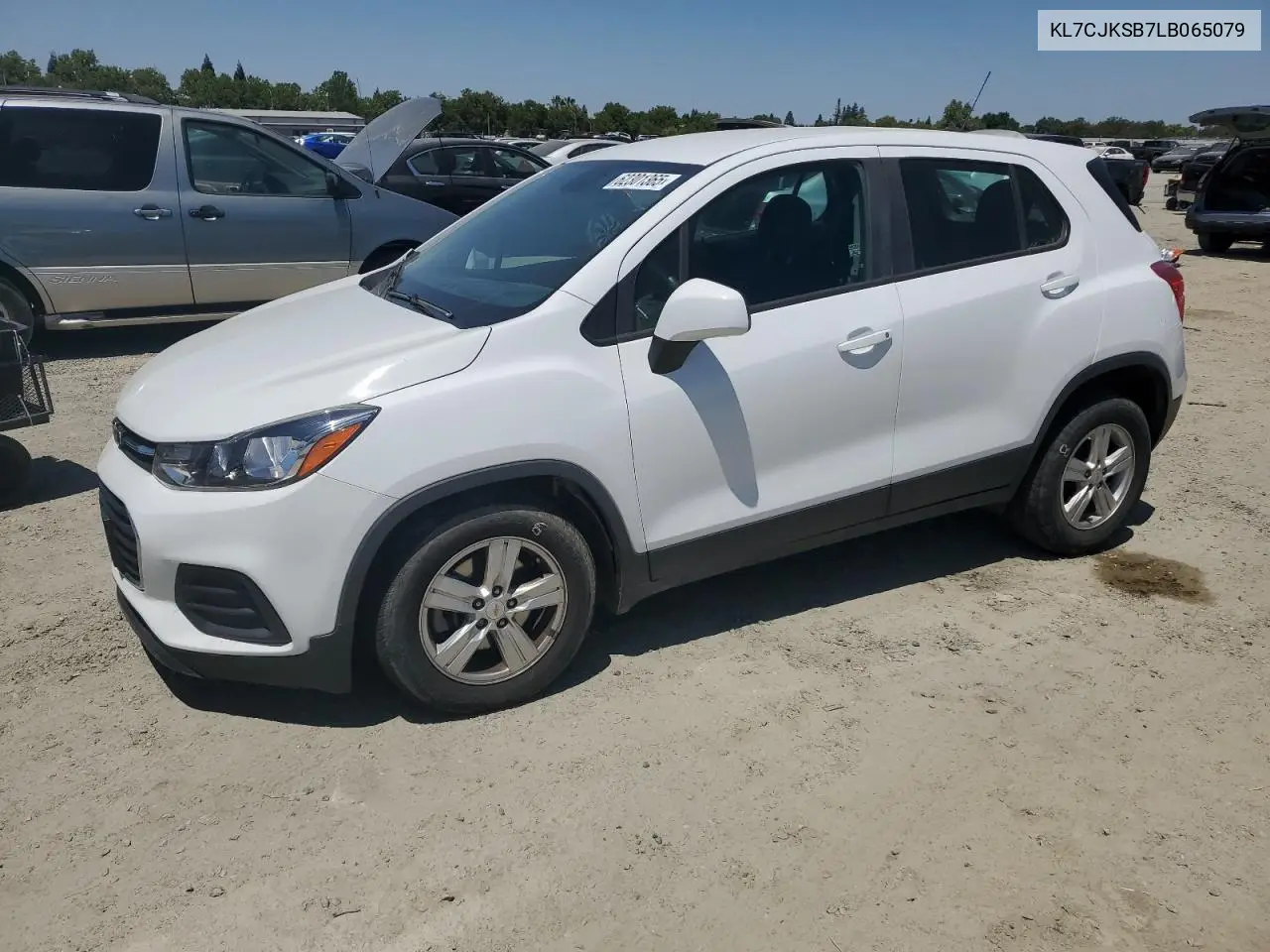 2020 Chevrolet Trax Ls VIN: KL7CJKSB7LB065079 Lot: 62301365