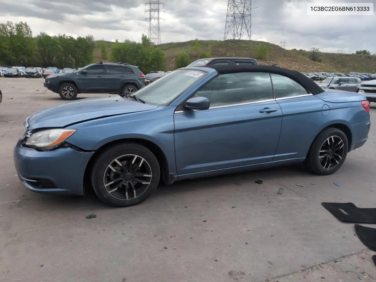 2011 Chrysler 200 Touring VIN: 1C3BC2EG6BN613333 Lot: 56824425