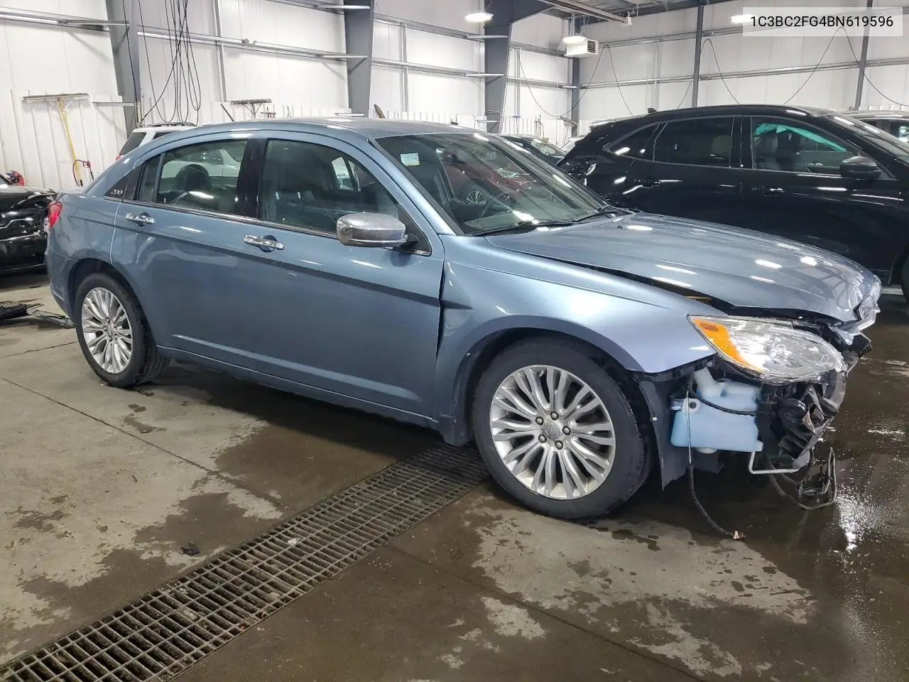 2011 Chrysler 200 Limited VIN: 1C3BC2FG4BN619596 Lot: 61790395