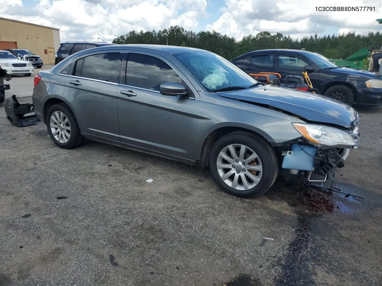 2013 Chrysler 200 Touring VIN: 1C3CCBBB8DN577791 Lot: 56605605