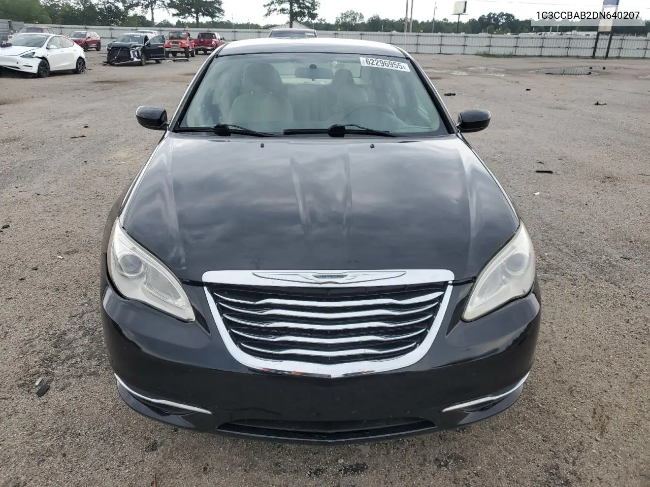 2013 Chrysler 200 Lx VIN: 1C3CCBAB2DN640207 Lot: 62296955