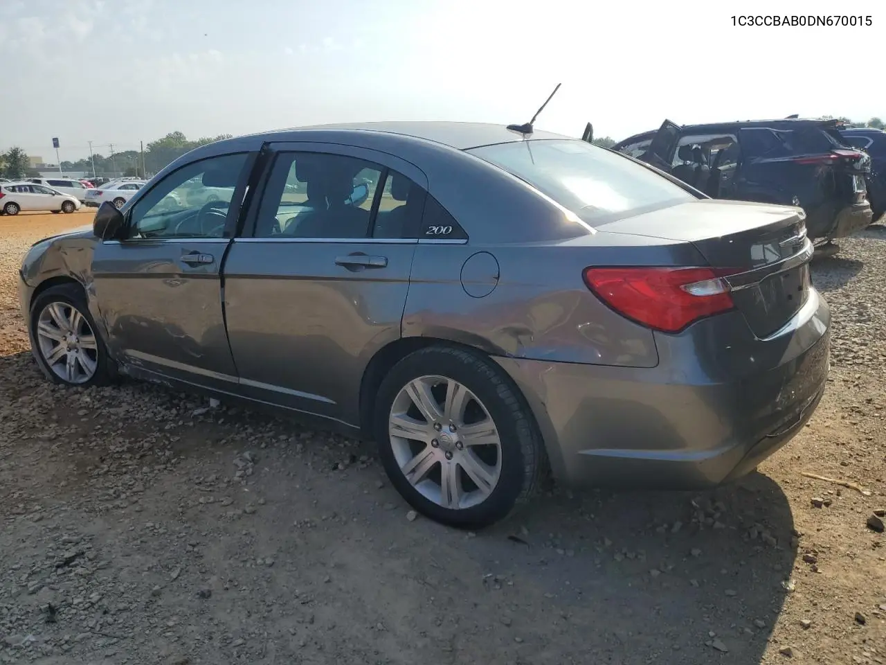 2013 Chrysler 200 Lx VIN: 1C3CCBAB0DN670015 Lot: 62355975