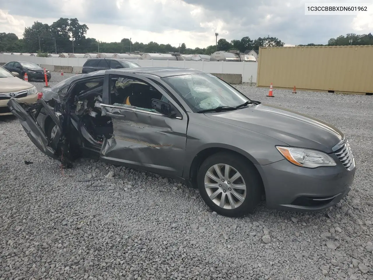 2013 Chrysler 200 Touring VIN: 1C3CCBBBXDN601962 Lot: 62504515