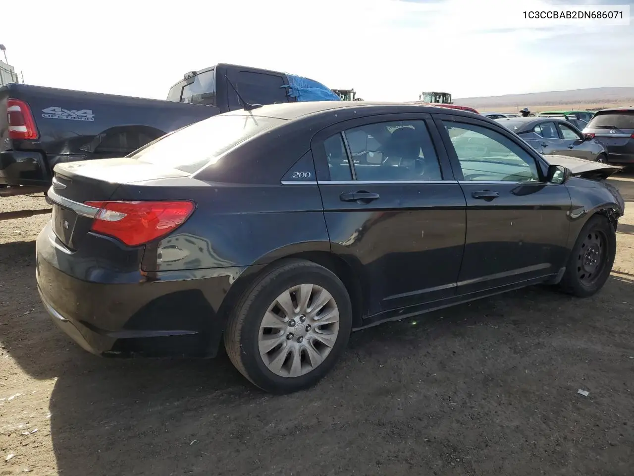 2013 Chrysler 200 Lx VIN: 1C3CCBAB2DN686071 Lot: 85161354