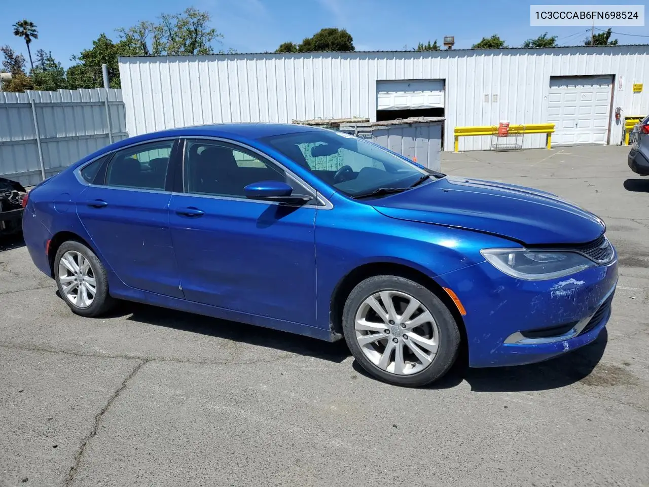 2015 Chrysler 200 Limited VIN: 1C3CCCAB6FN698524 Lot: 55353685