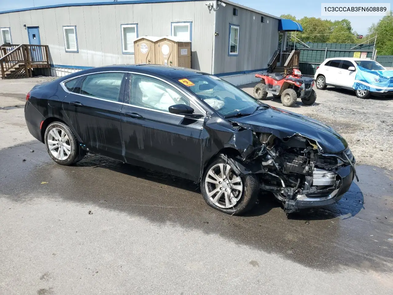 2015 Chrysler 200 Limited VIN: 1C3CCCAB3FN608889 Lot: 56328525
