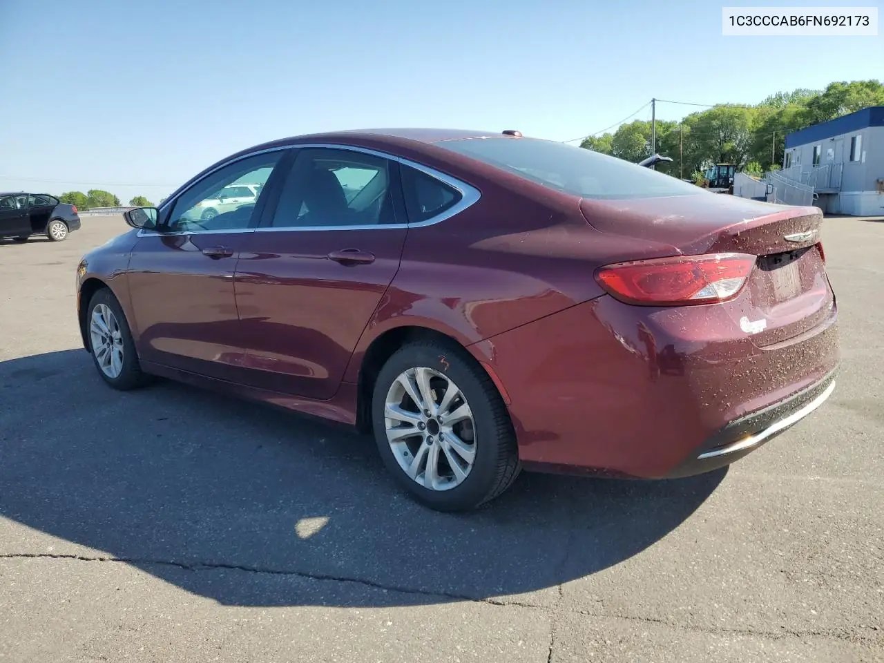 2015 Chrysler 200 Limited VIN: 1C3CCCAB6FN692173 Lot: 56525375