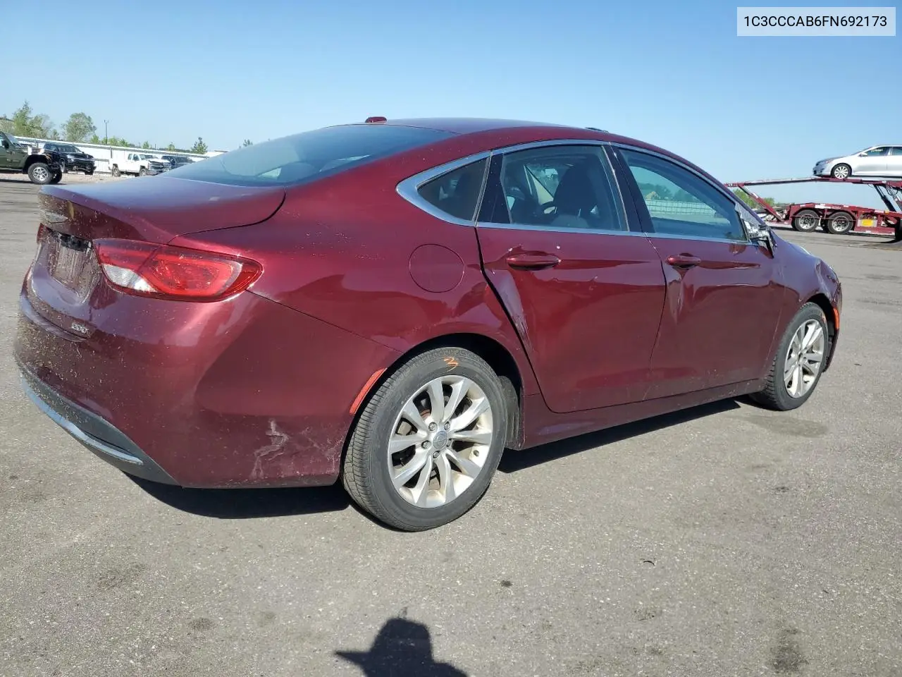 2015 Chrysler 200 Limited VIN: 1C3CCCAB6FN692173 Lot: 56525375