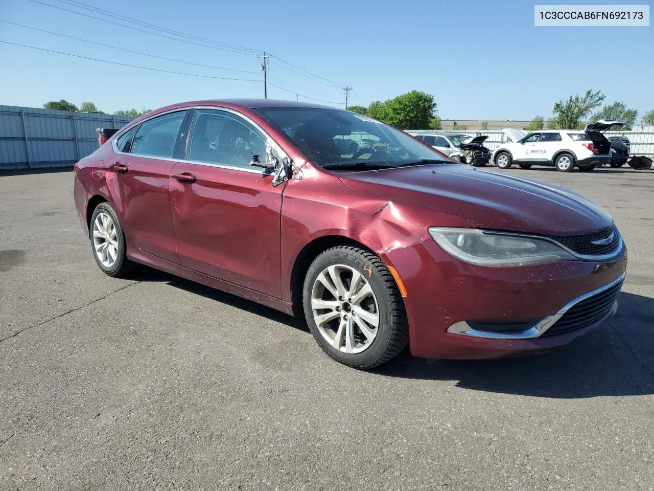 2015 Chrysler 200 Limited VIN: 1C3CCCAB6FN692173 Lot: 56525375