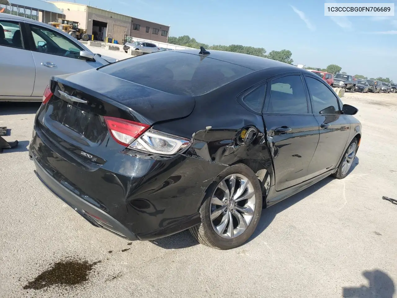 2015 Chrysler 200 S VIN: 1C3CCCBG0FN706689 Lot: 62390755