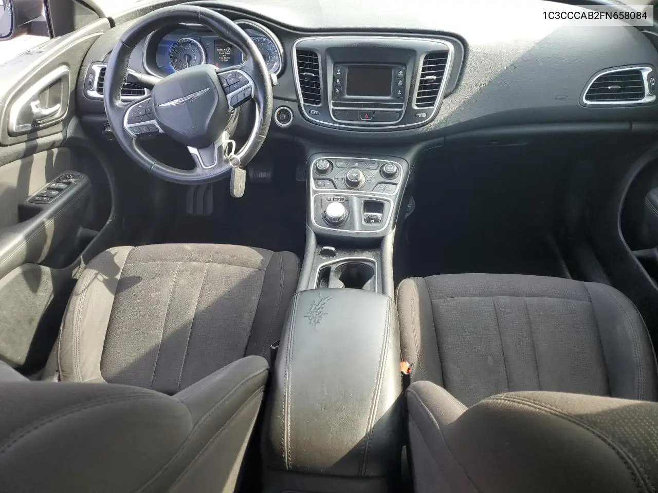 2015 Chrysler 200 Limited VIN: 1C3CCCAB2FN658084 Lot: 62605145