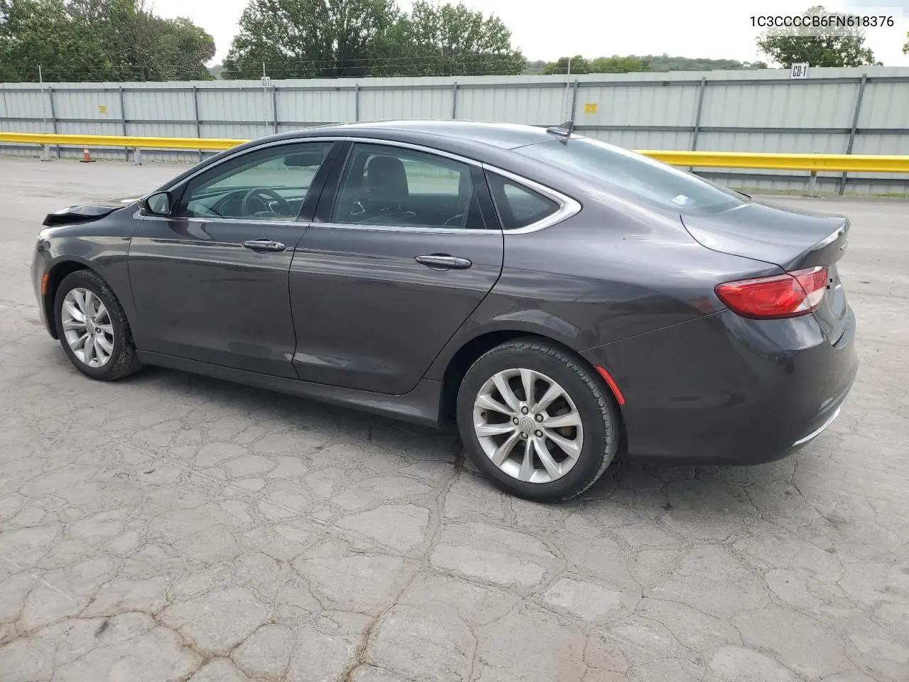 2015 Chrysler 200 C VIN: 1C3CCCCB6FN618376 Lot: 62946105