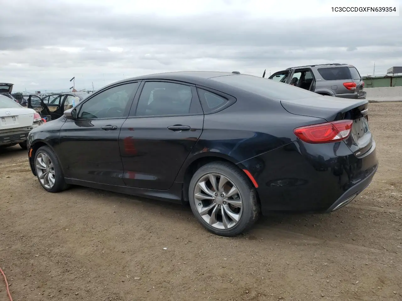 2015 Chrysler 200 S VIN: 1C3CCCDGXFN639354 Lot: 63089125