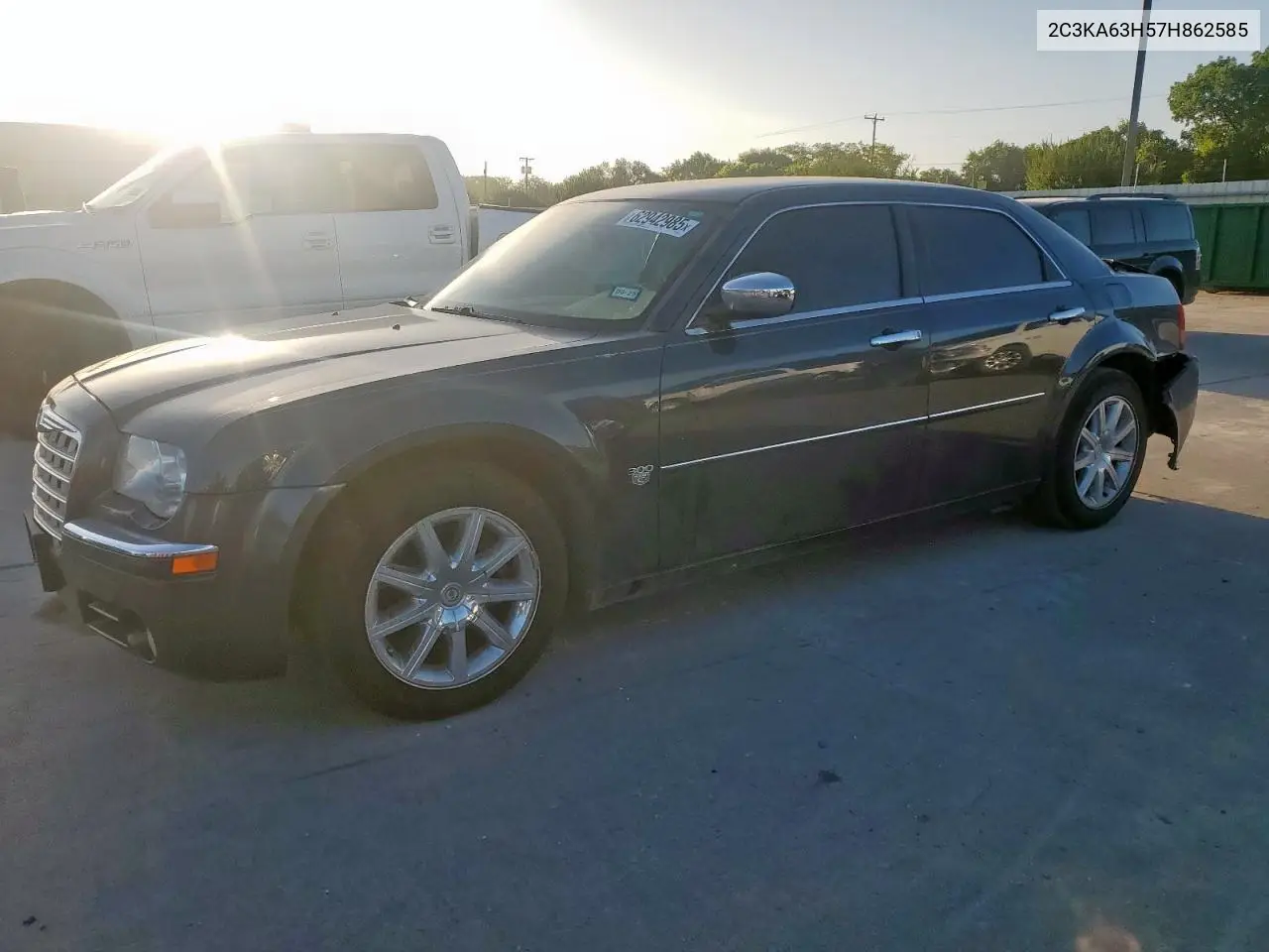 2007 Chrysler 300C VIN: 2C3KA63H57H862585 Lot: 62942985