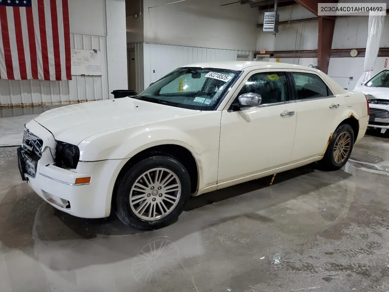 2010 Chrysler 300 Touring VIN: 2C3CA4CD1AH104692 Lot: 62218525