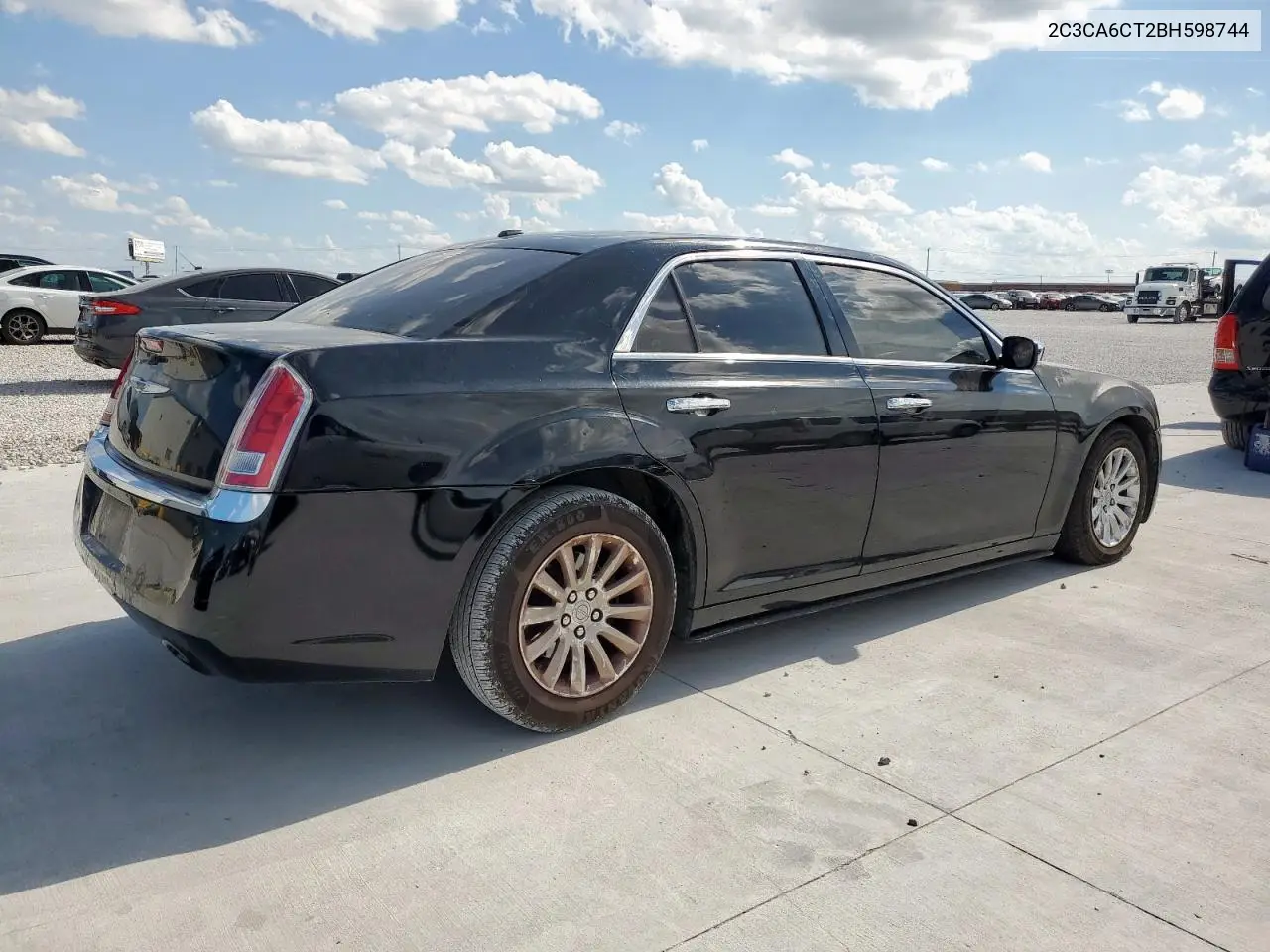 2011 Chrysler 300C VIN: 2C3CA6CT2BH598744 Lot: 62600745