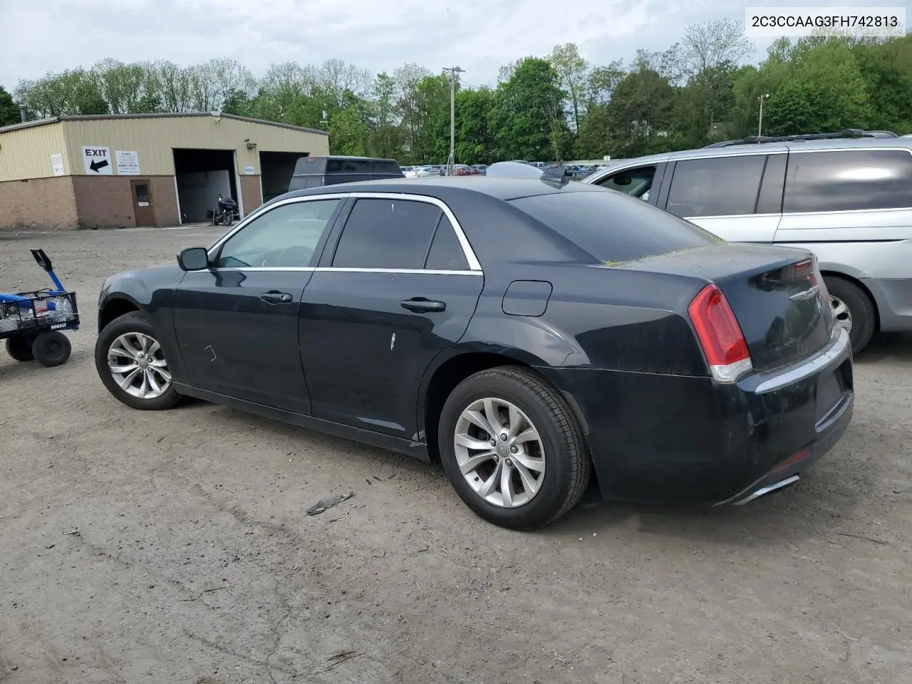 2015 Chrysler 300 Limited VIN: 2C3CCAAG3FH742813 Lot: 56663385
