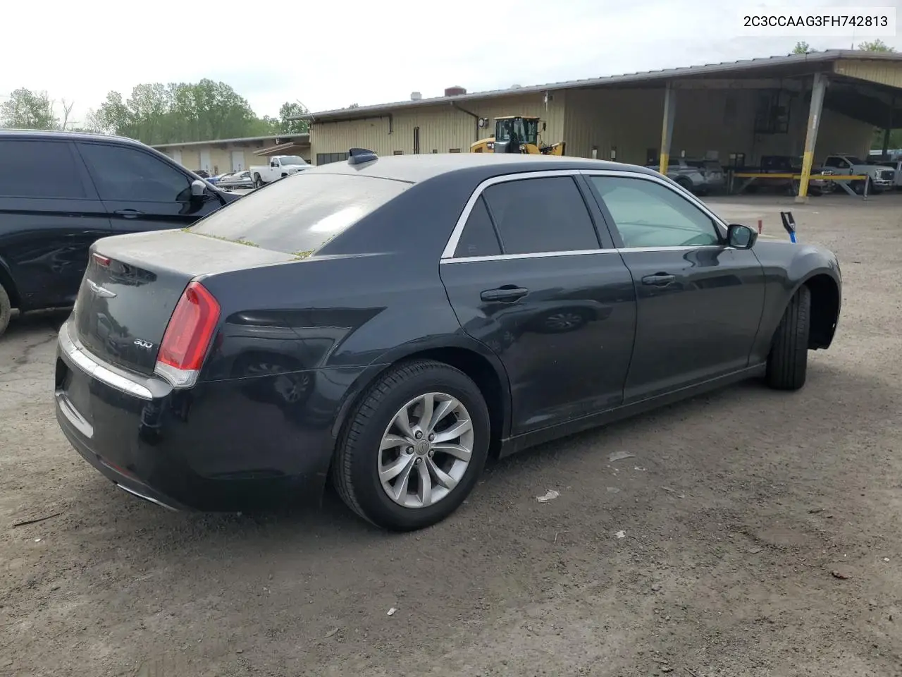 2015 Chrysler 300 Limited VIN: 2C3CCAAG3FH742813 Lot: 56663385