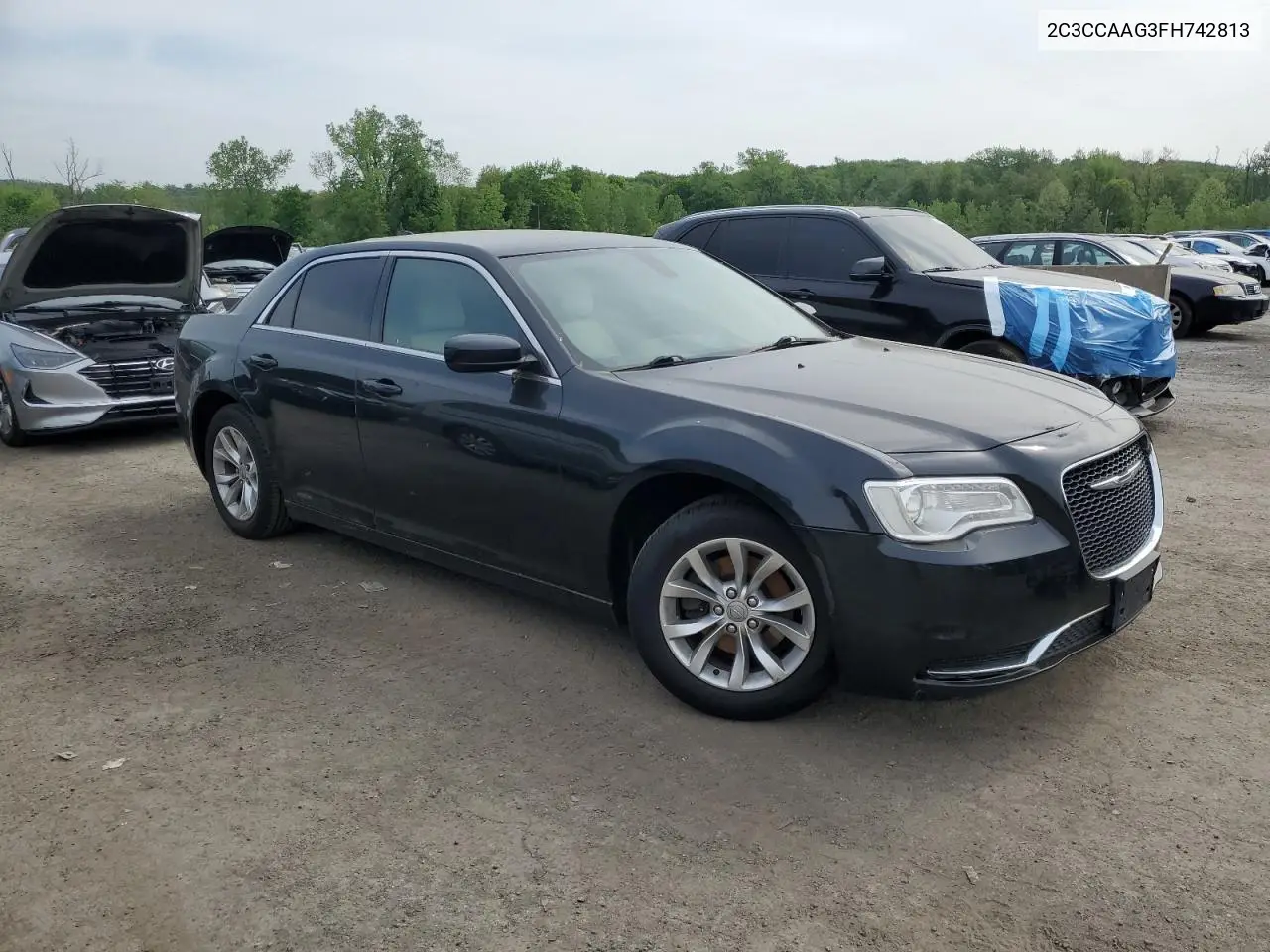 2015 Chrysler 300 Limited VIN: 2C3CCAAG3FH742813 Lot: 56663385