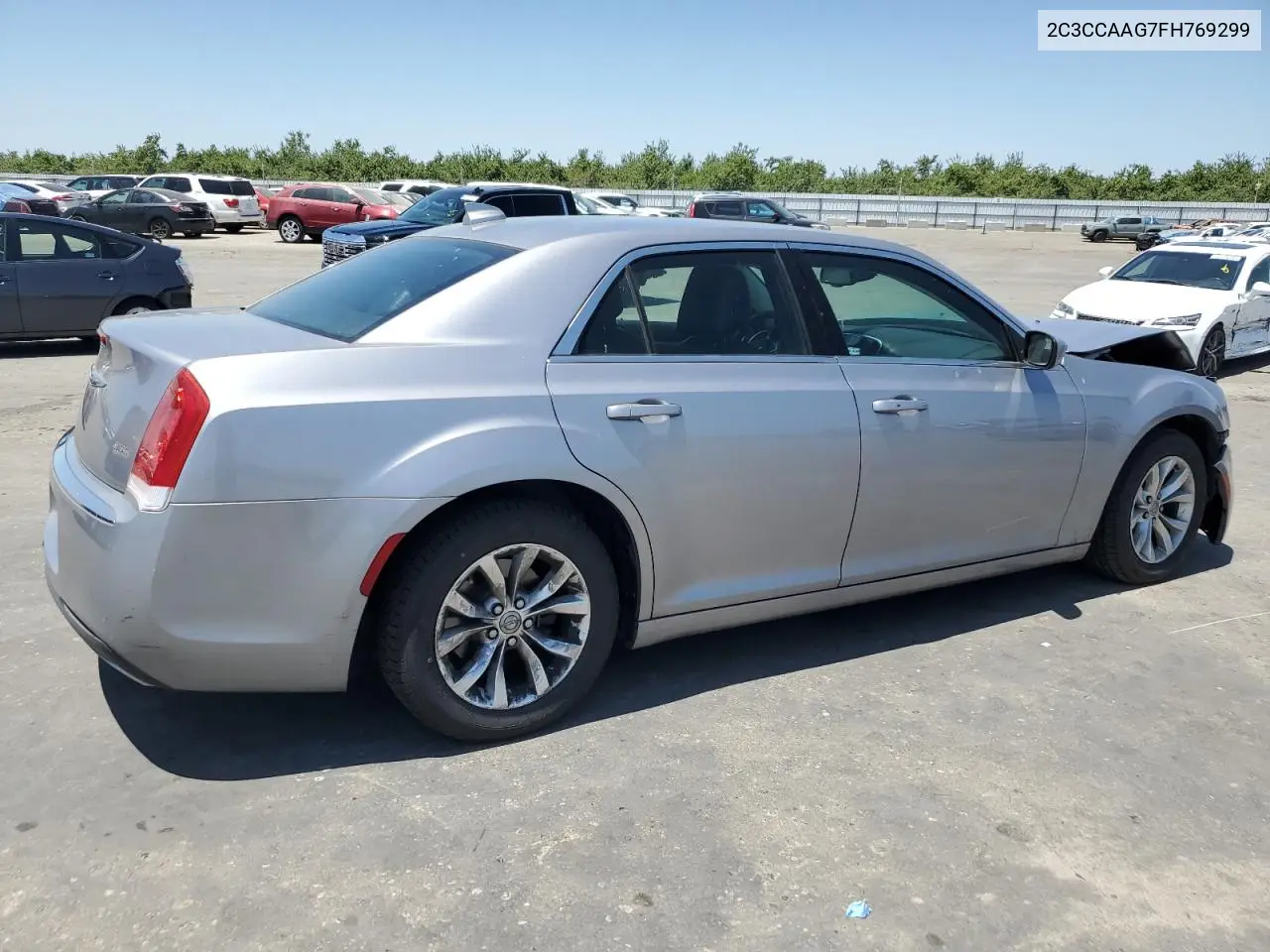 2015 Chrysler 300 Limited VIN: 2C3CCAAG7FH769299 Lot: 62546585