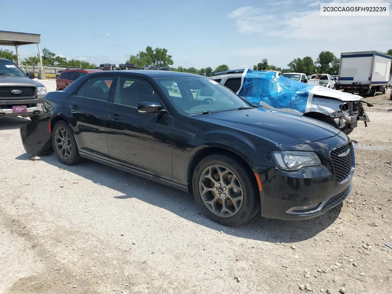 2015 Chrysler 300 S VIN: 2C3CCAGG5FH923239 Lot: 62817015