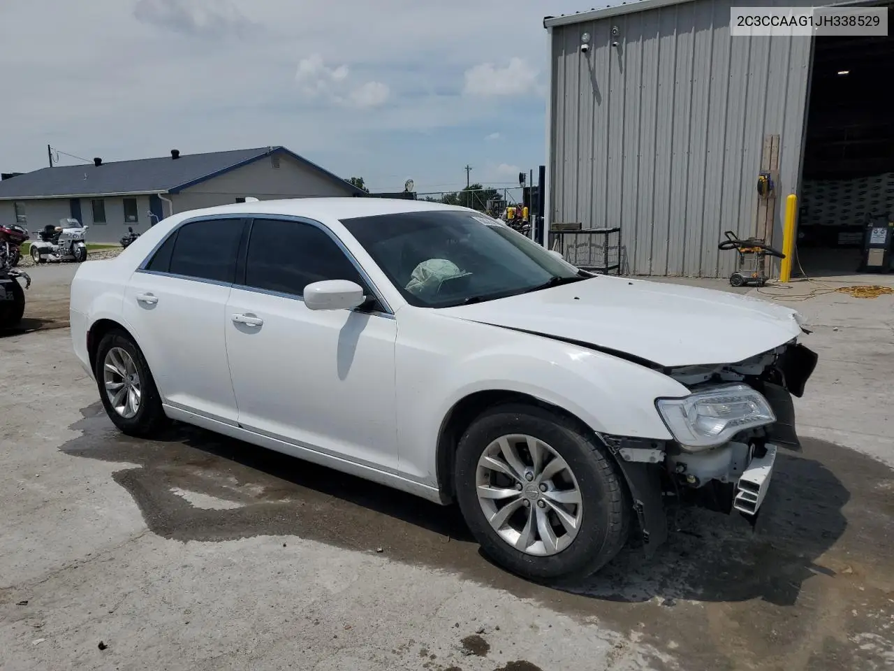2018 Chrysler 300 Touring VIN: 2C3CCAAG1JH338529 Lot: 62838645