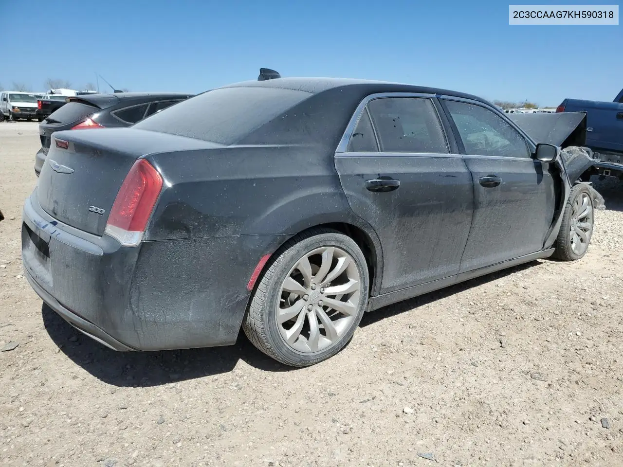 2019 Chrysler 300 Touring VIN: 2C3CCAAG7KH590318 Lot: 48473895