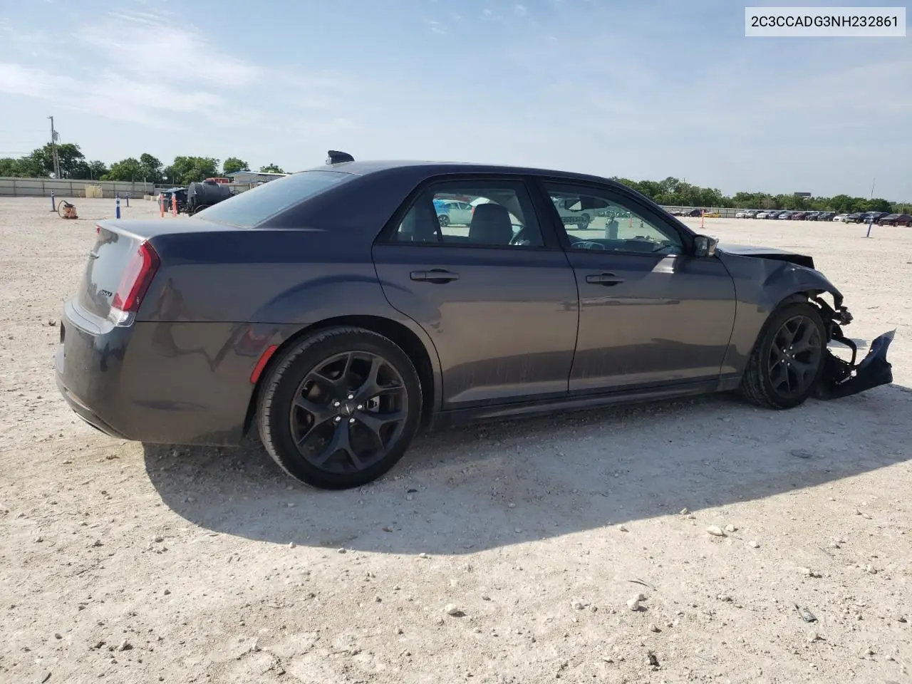 2022 Chrysler 300 Touring L VIN: 2C3CCADG3NH232861 Lot: 56658365