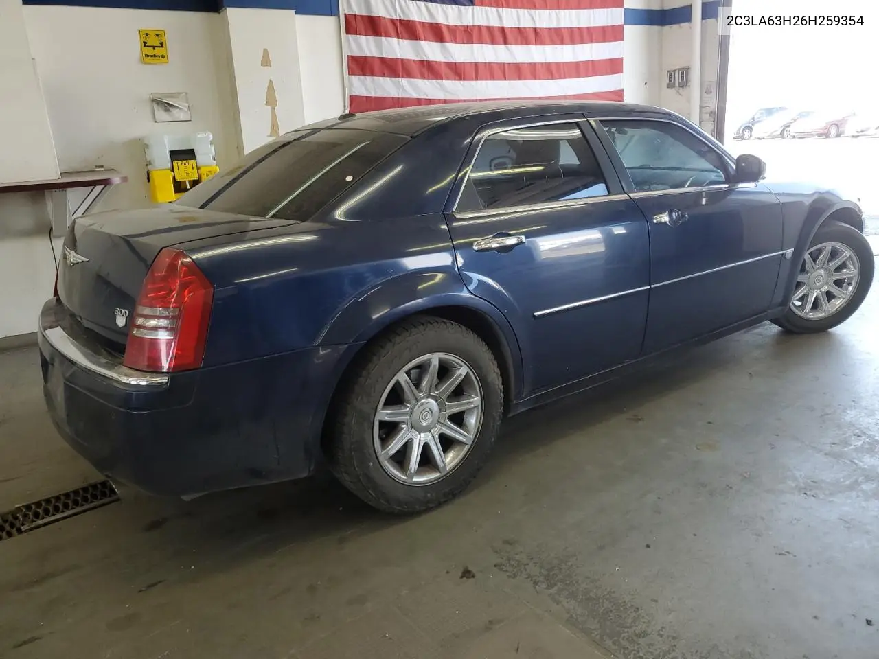 2006 Chrysler 300C VIN: 2C3LA63H26H259354 Lot: 65198165