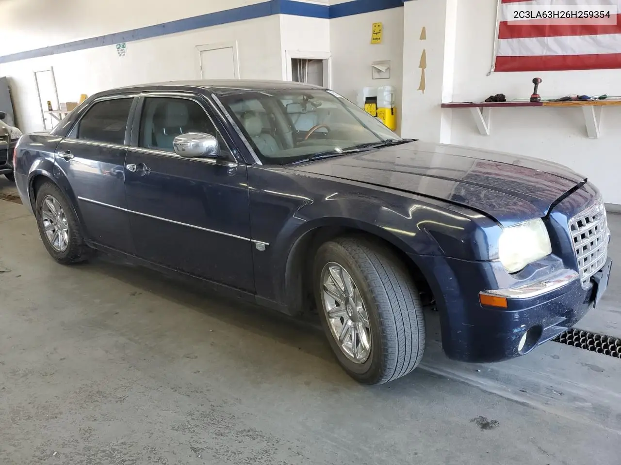 2006 Chrysler 300C VIN: 2C3LA63H26H259354 Lot: 65198165