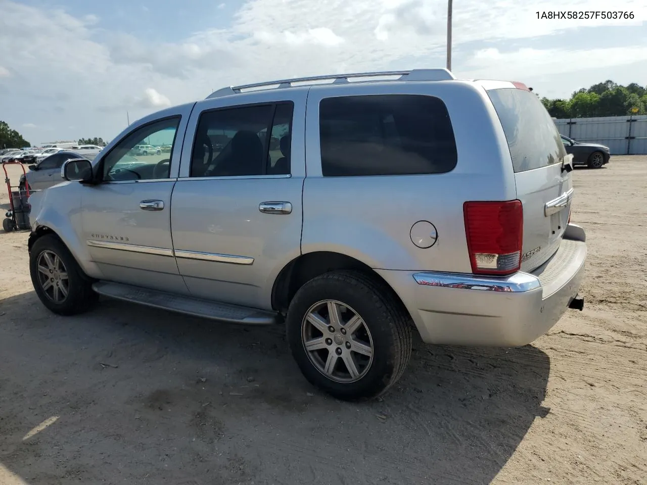 2007 Chrysler Aspen Limited VIN: 1A8HX58257F503766 Lot: 61632414