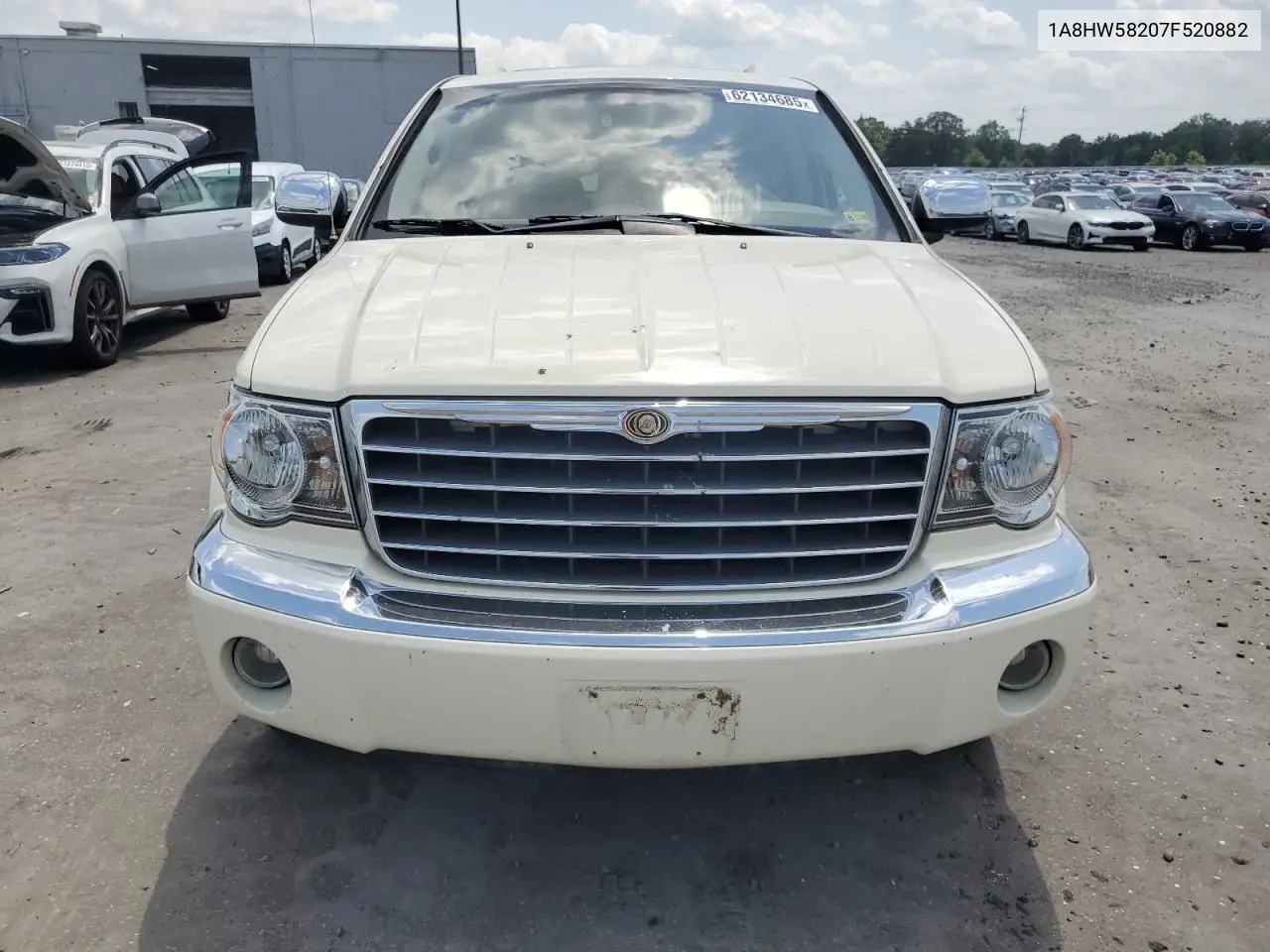 2007 Chrysler Aspen Limited VIN: 1A8HW58207F520882 Lot: 62134685