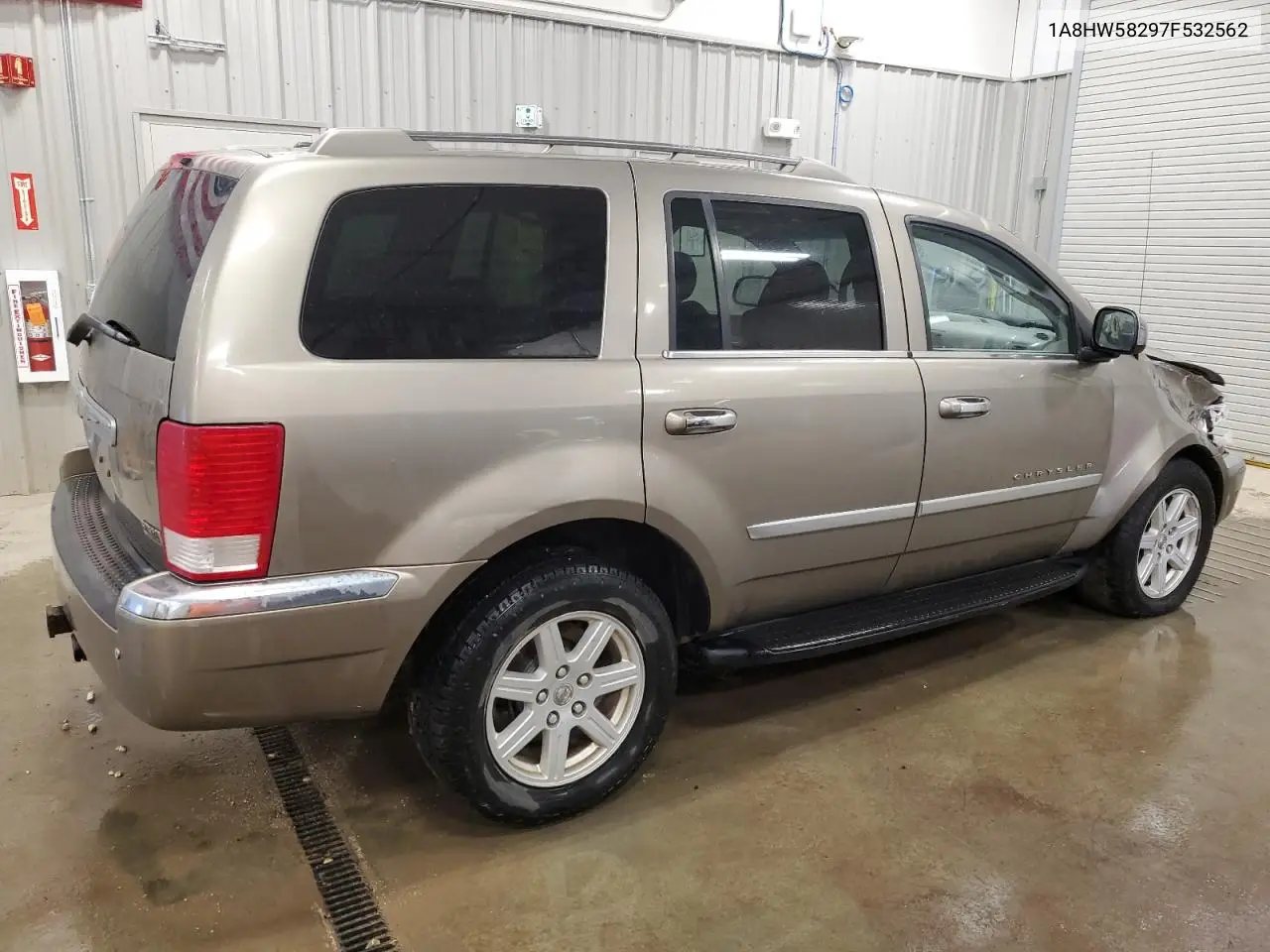 2007 Chrysler Aspen Limited VIN: 1A8HW58297F532562 Lot: 62748375