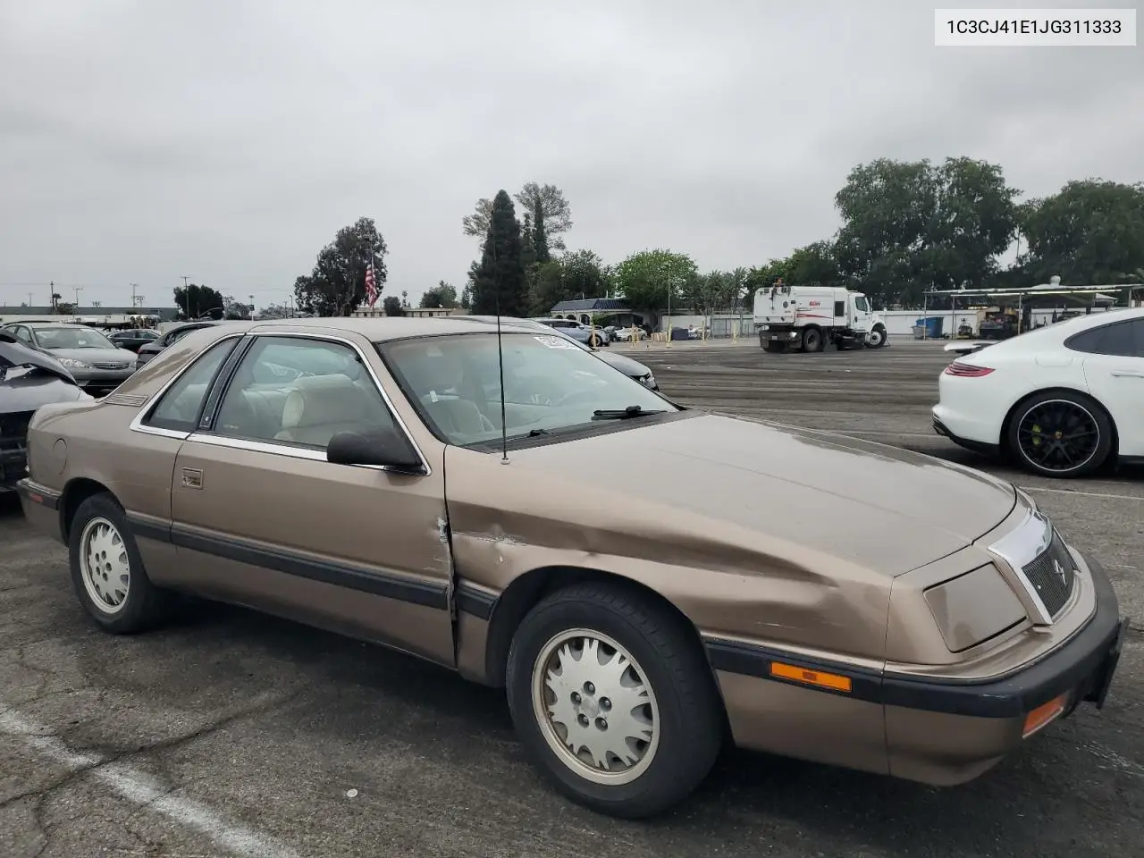 1988 Chrysler Lebaron VIN: 1C3CJ41E1JG311333 Lot: 52951235