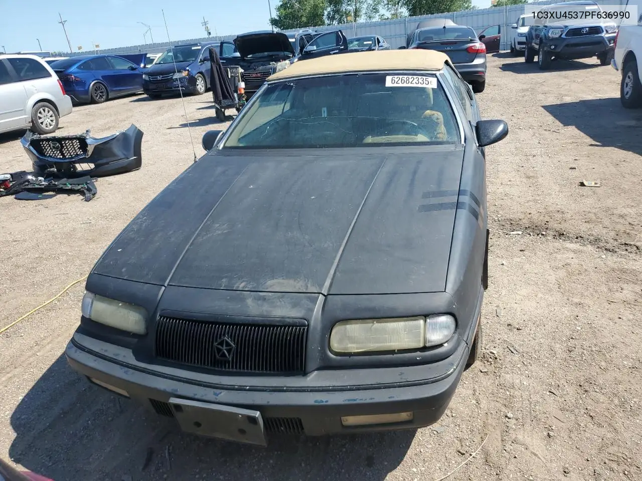 1993 Chrysler Lebaron VIN: 1C3XU4537PF636990 Lot: 62682335