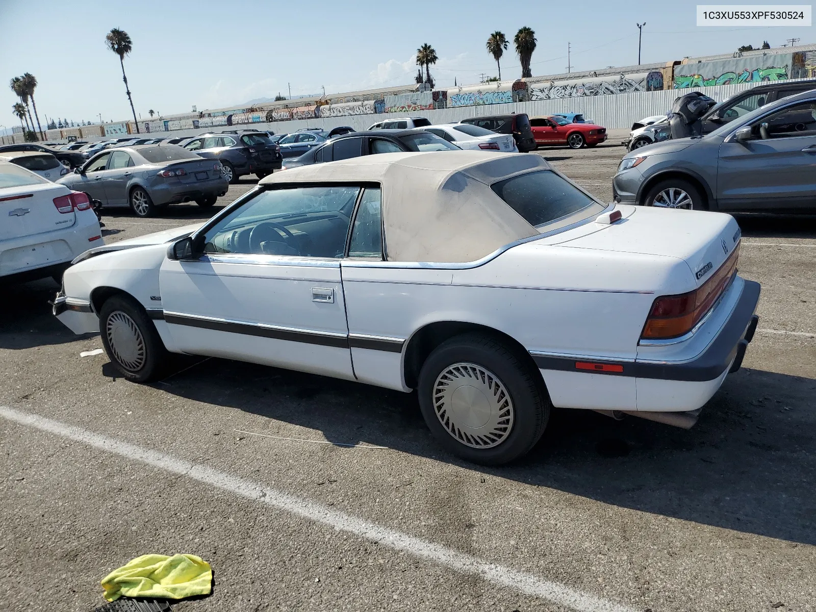 1993 Chrysler Lebaron Lx VIN: 1C3XU553XPF530524 Lot: 64102864