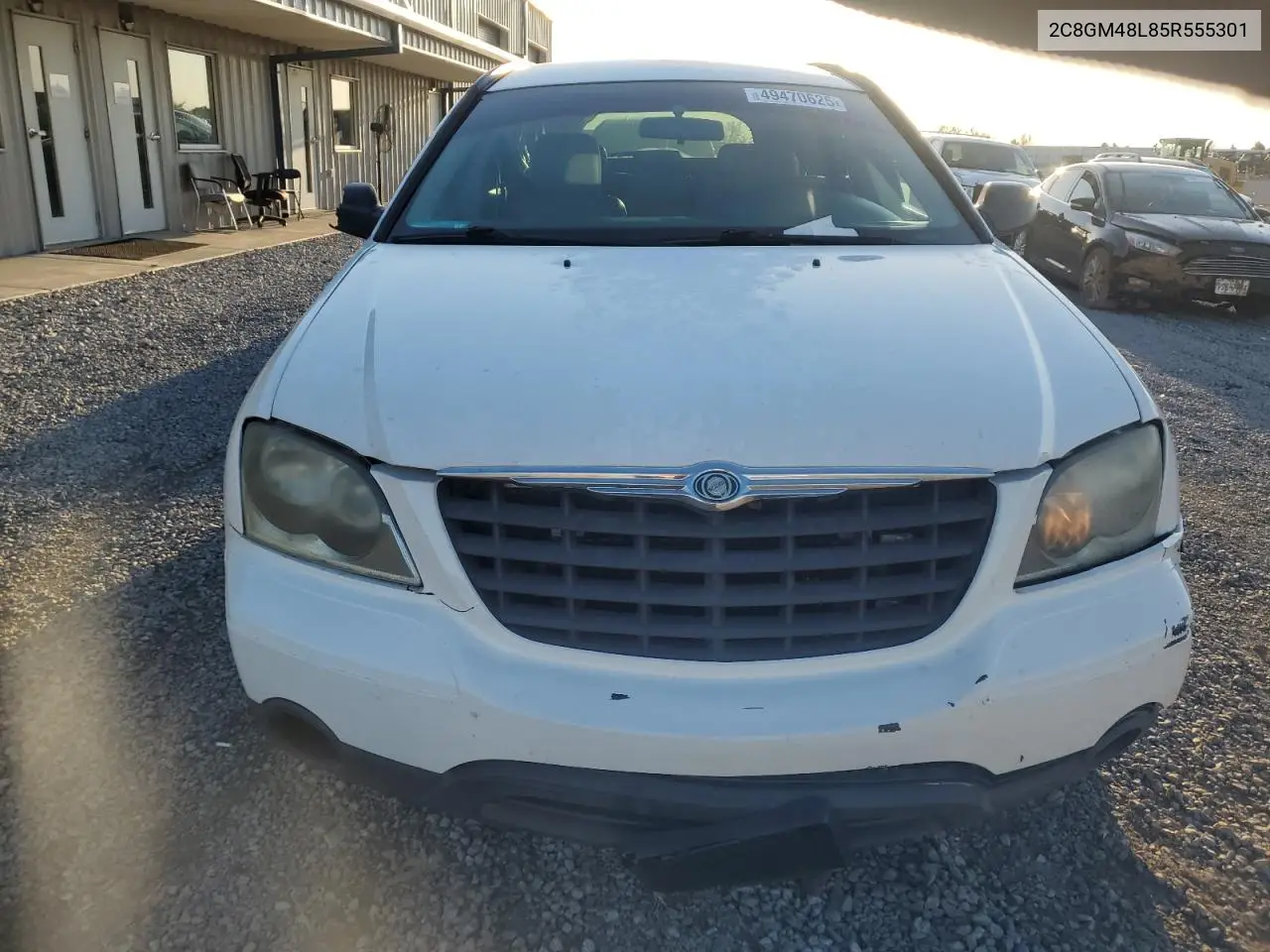2005 Chrysler Pacifica VIN: 2C8GM48L85R555301 Lot: 49470625