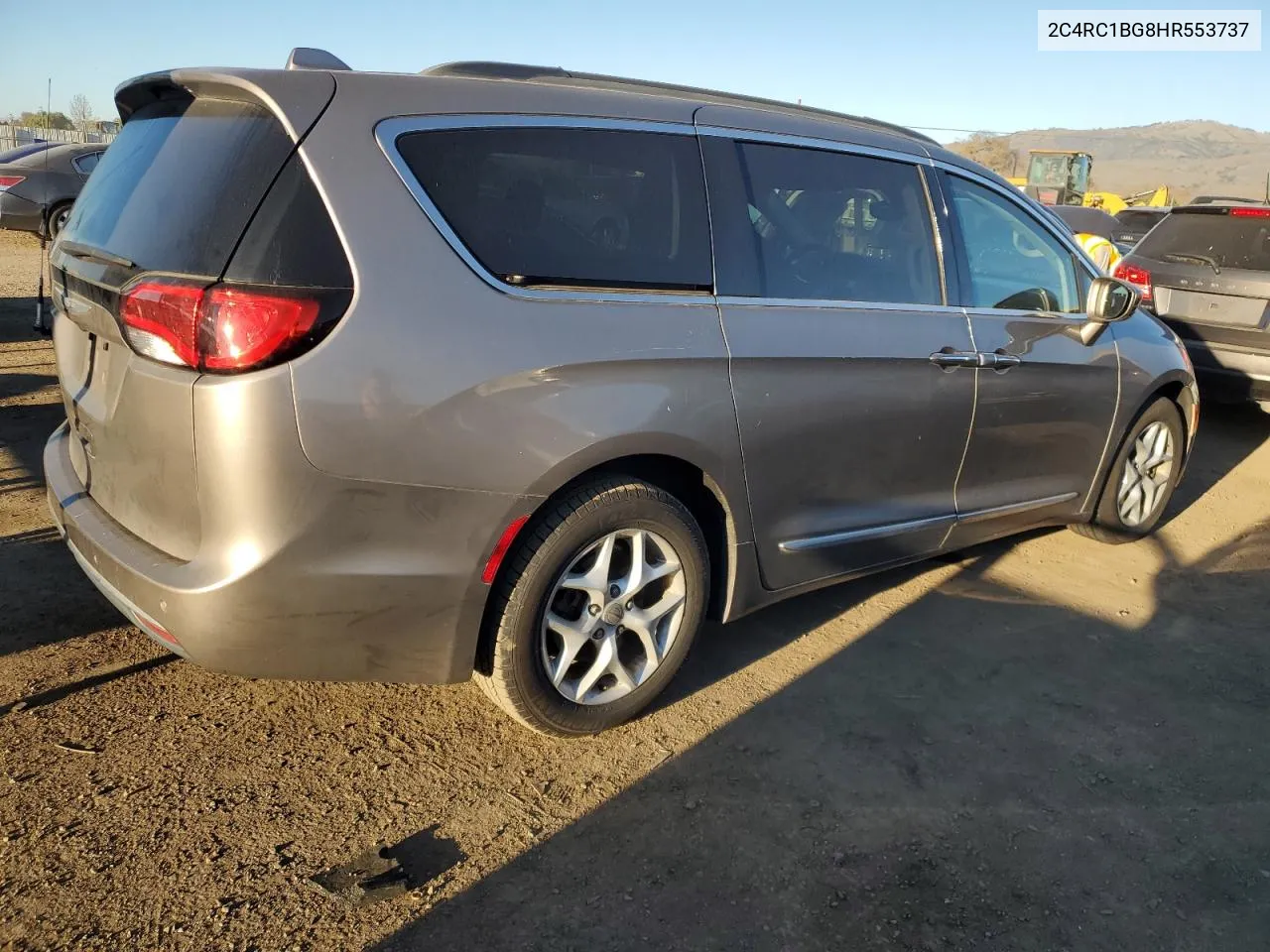 2017 Chrysler Pacifica Touring L VIN: 2C4RC1BG8HR553737 Lot: 42002895