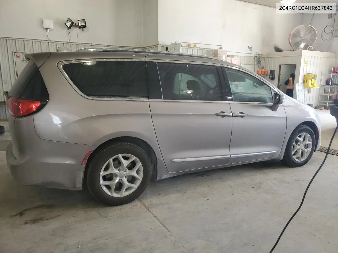 2017 Chrysler Pacifica Touring L Plus VIN: 2C4RC1EG4HR637842 Lot: 56588475