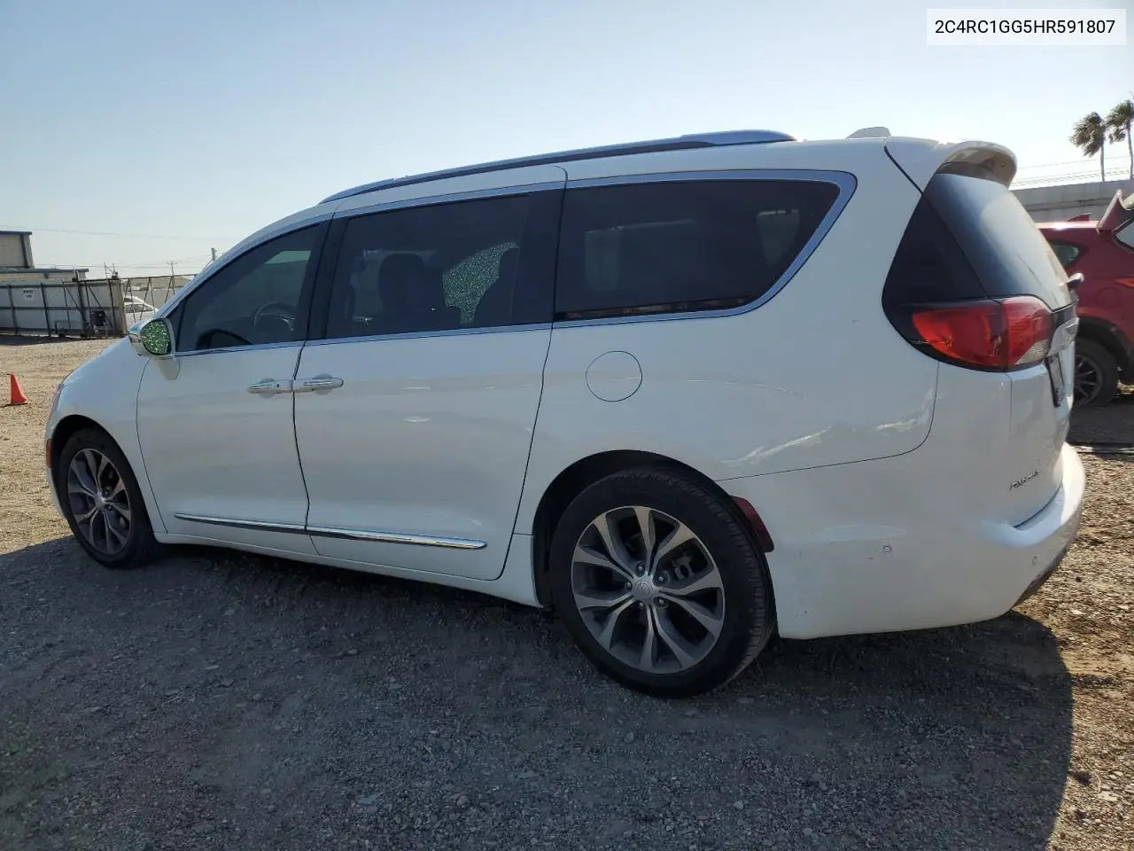 2017 Chrysler Pacifica Limited VIN: 2C4RC1GG5HR591807 Lot: 56651935