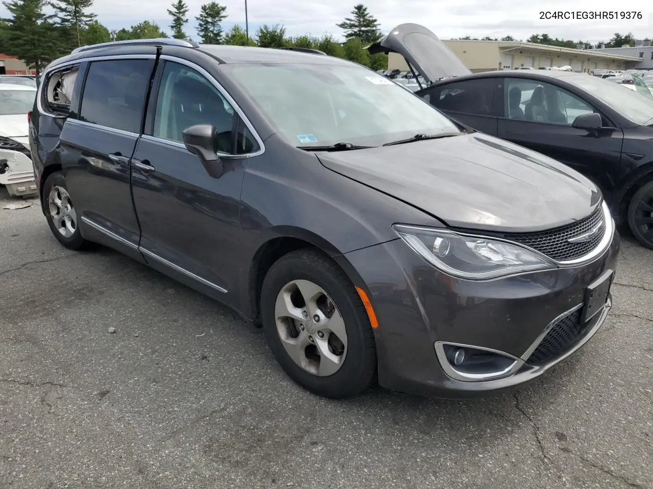 2017 Chrysler Pacifica Touring L Plus VIN: 2C4RC1EG3HR519376 Lot: 61764545