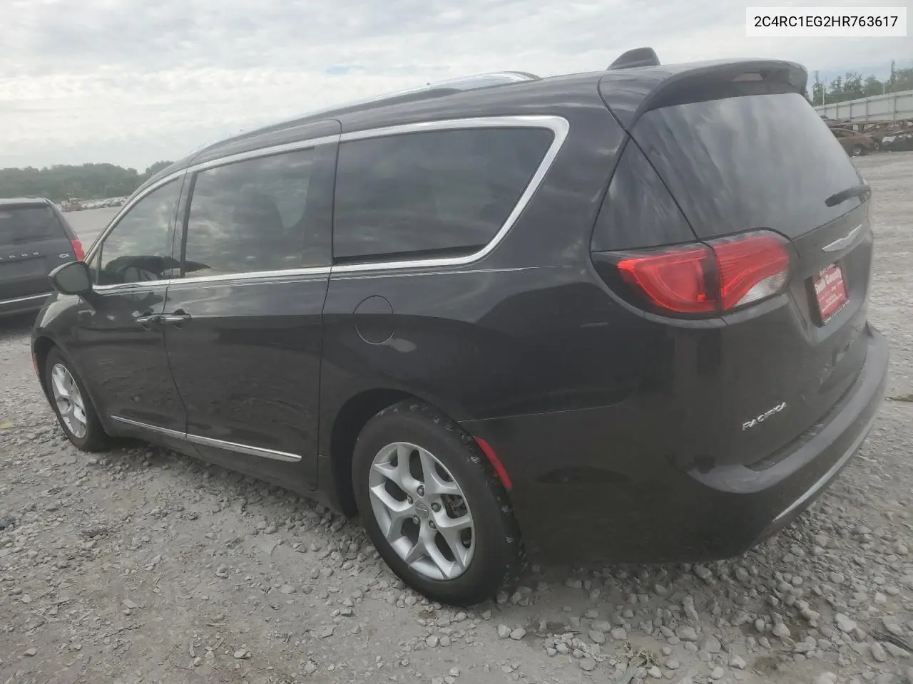 2017 Chrysler Pacifica Touring L Plus VIN: 2C4RC1EG2HR763617 Lot: 61996535