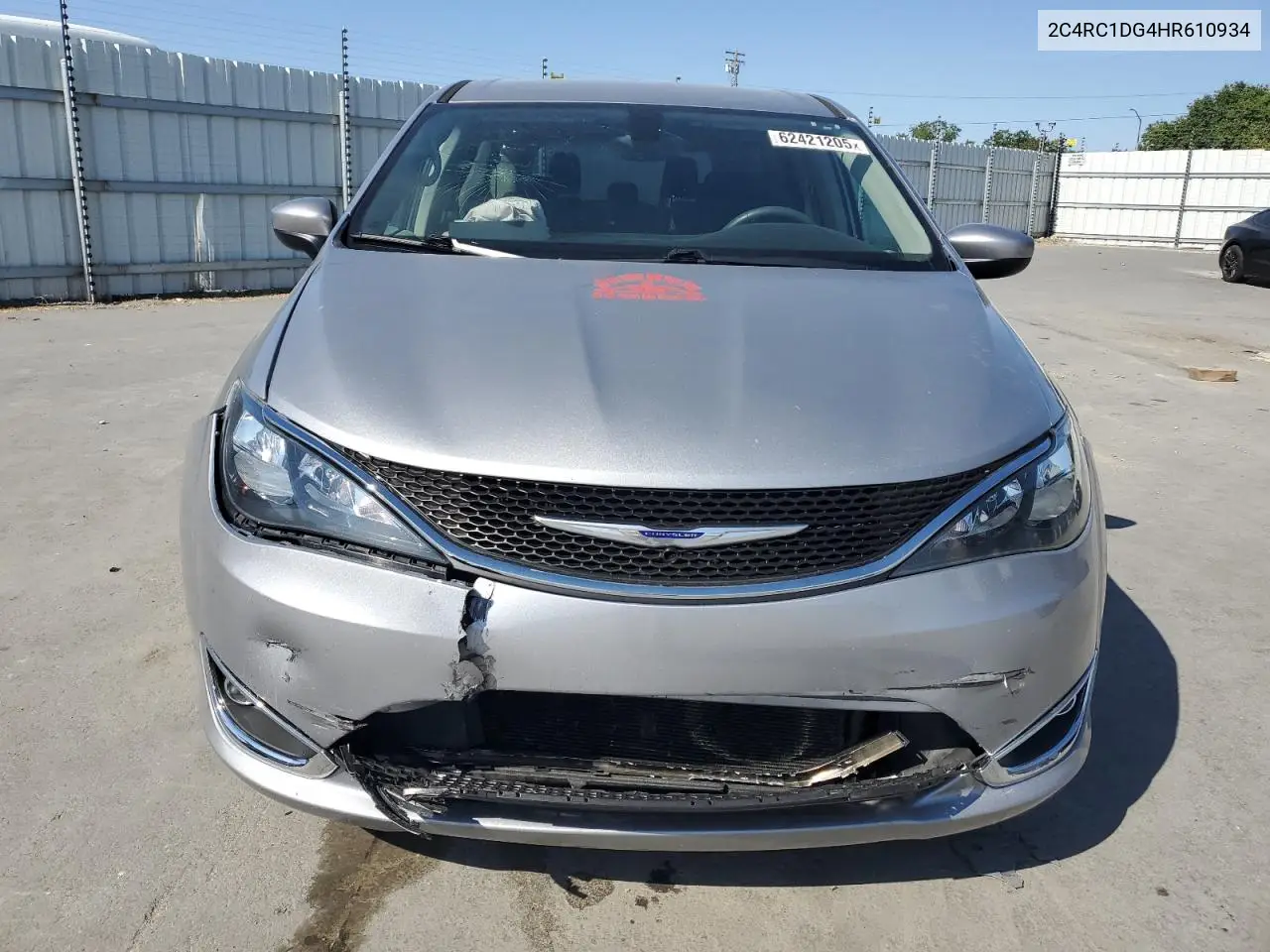 2017 Chrysler Pacifica Touring VIN: 2C4RC1DG4HR610934 Lot: 62421205