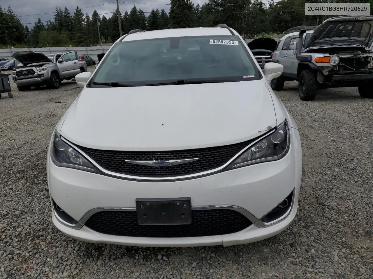 2017 Chrysler Pacifica Touring L VIN: 2C4RC1BG8HR720629 Lot: 62587355