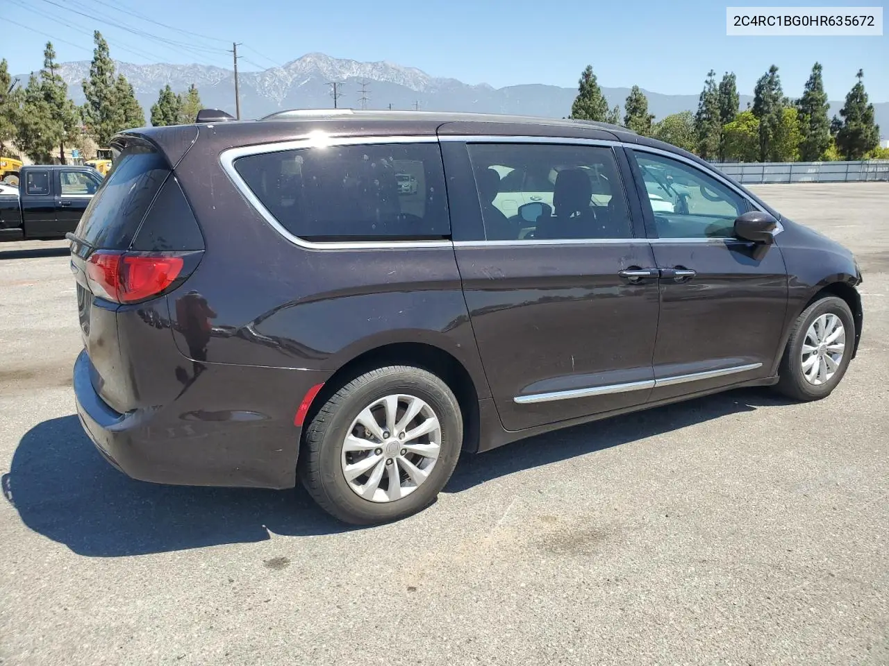 2017 Chrysler Pacifica Touring L VIN: 2C4RC1BG0HR635672 Lot: 62962185