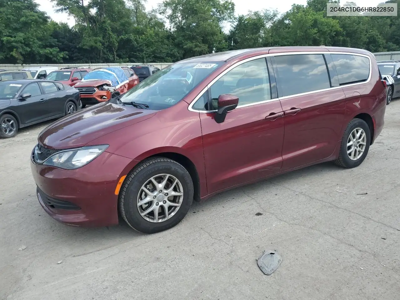 2017 Chrysler Pacifica Touring VIN: 2C4RC1DG6HR822850 Lot: 65327485