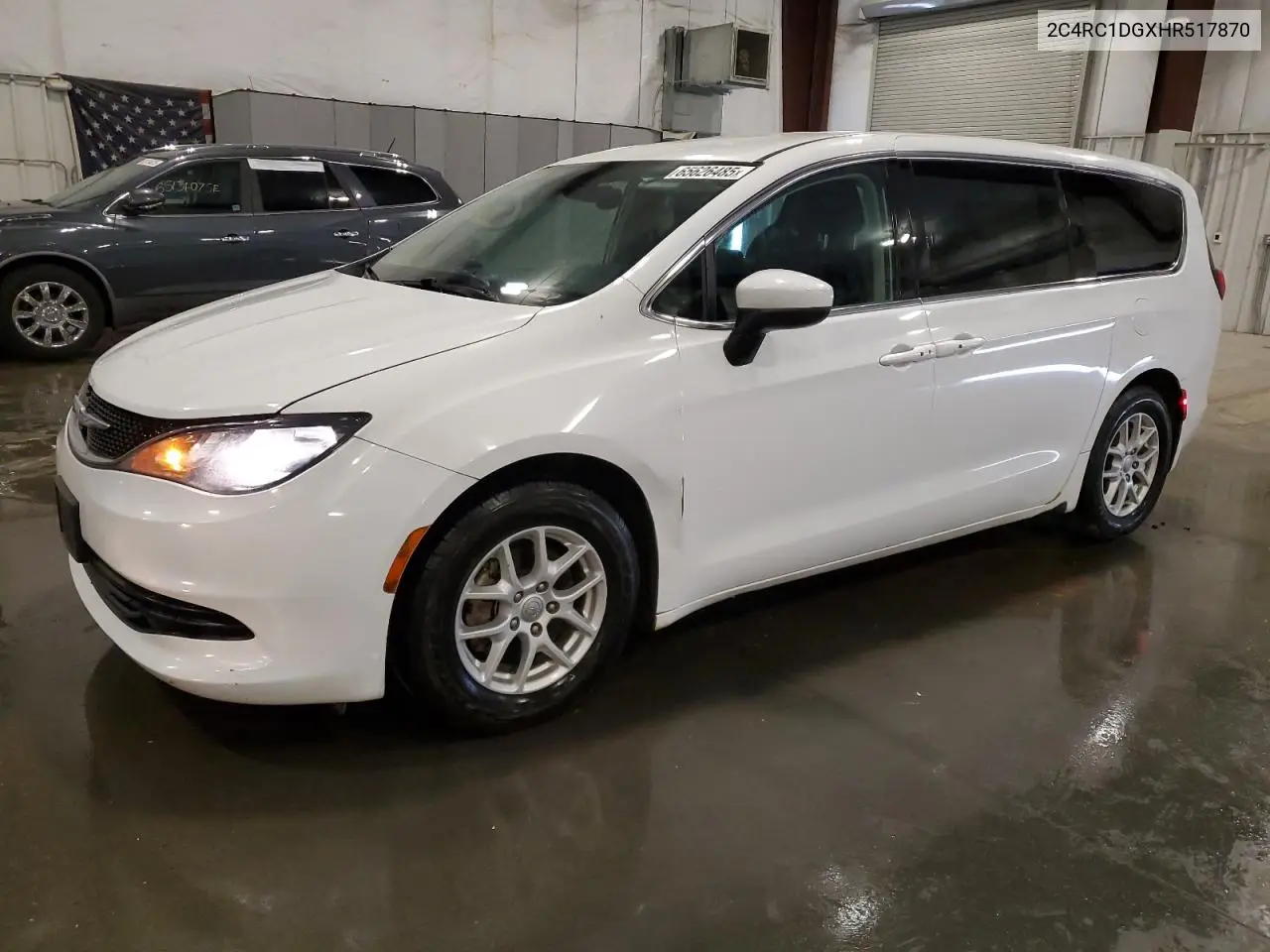 2017 Chrysler Pacifica Touring VIN: 2C4RC1DGXHR517870 Lot: 65626485