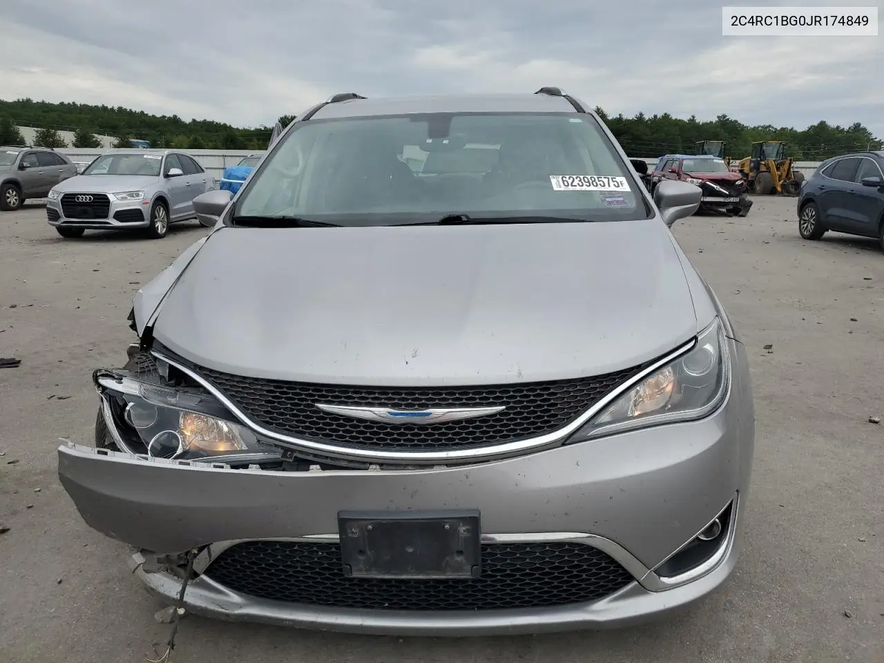 2018 Chrysler Pacifica Touring L VIN: 2C4RC1BG0JR174849 Lot: 62398575