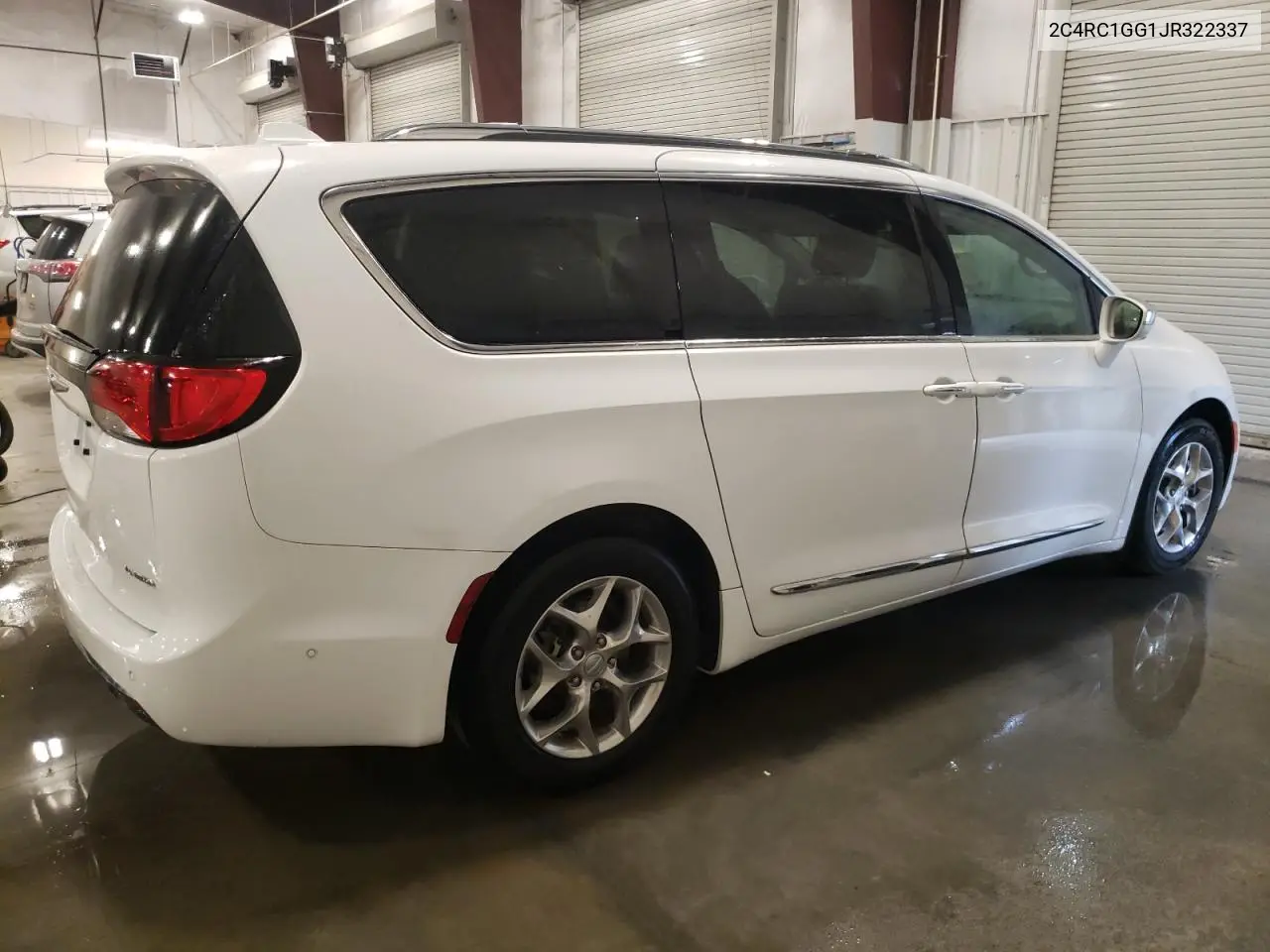 2018 Chrysler Pacifica Limited VIN: 2C4RC1GG1JR322337 Lot: 62674595