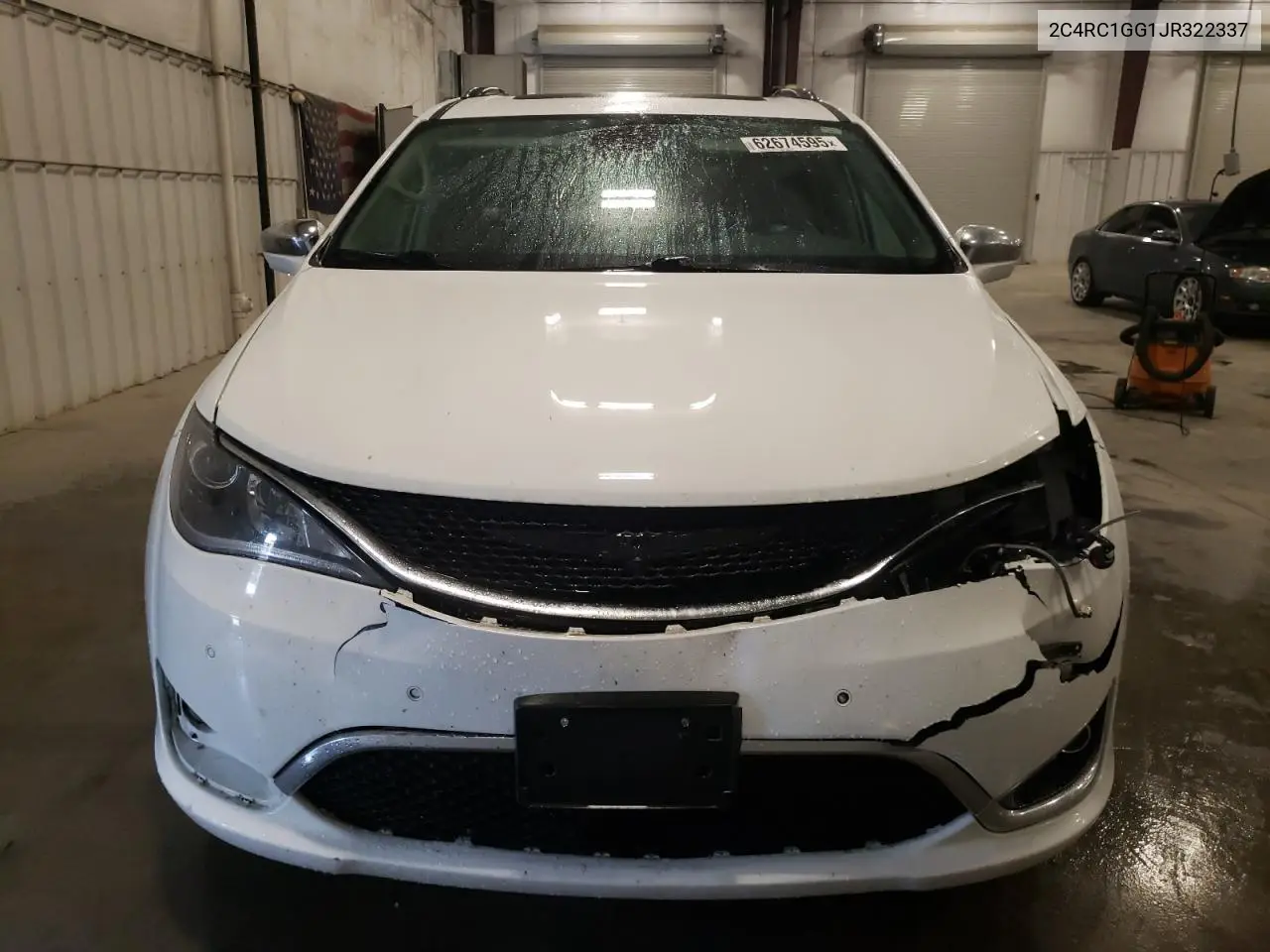 2018 Chrysler Pacifica Limited VIN: 2C4RC1GG1JR322337 Lot: 62674595